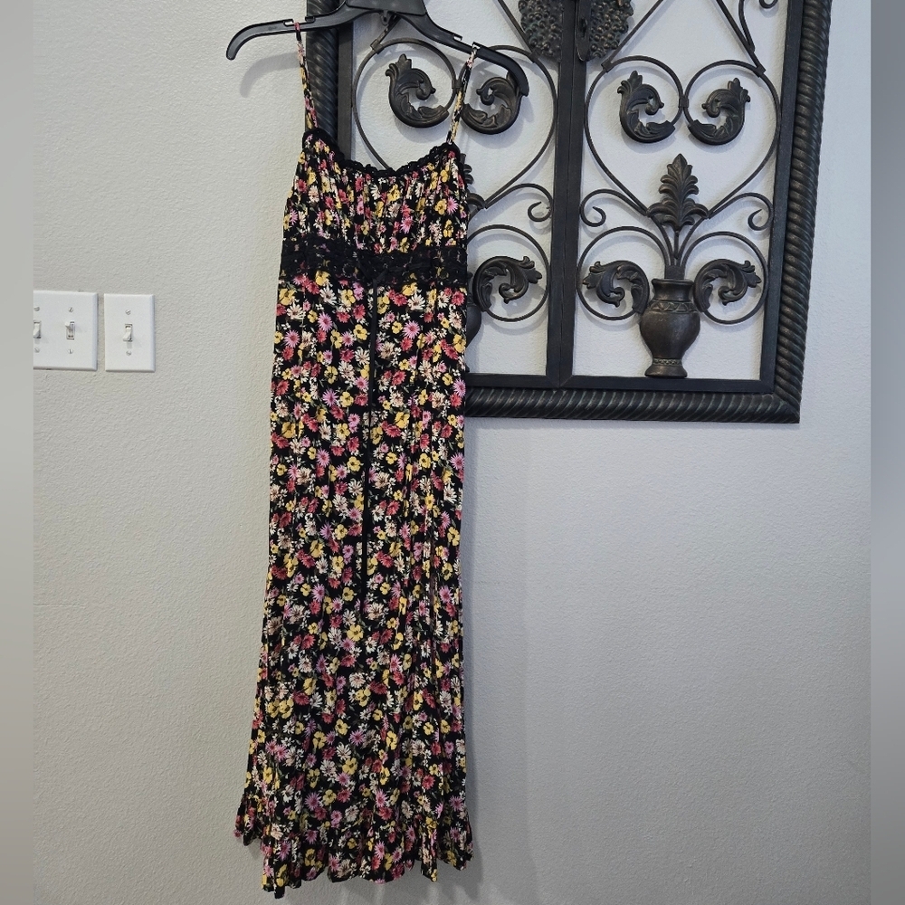 Forever 21 Floral Black Milkmaid Midi Dress - Picture 3 of 11